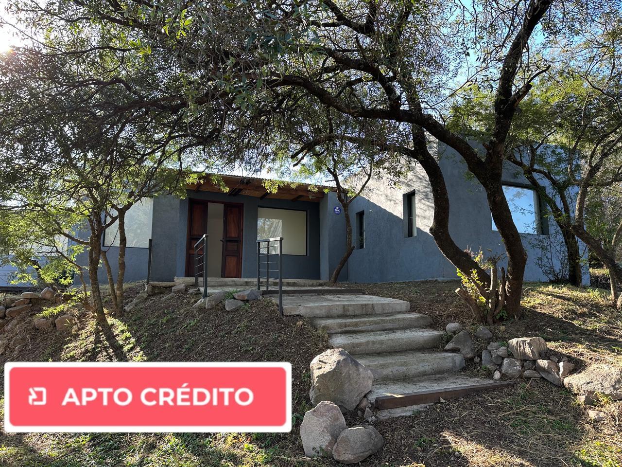 Casa en venta en country sierra nueva. 4 dormitorios. Apto crédito. 