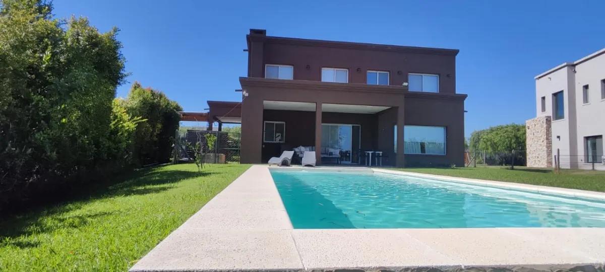Casa en venta · El Cantón, Escobar, GBA Norte, Provincia de Buenos Aires