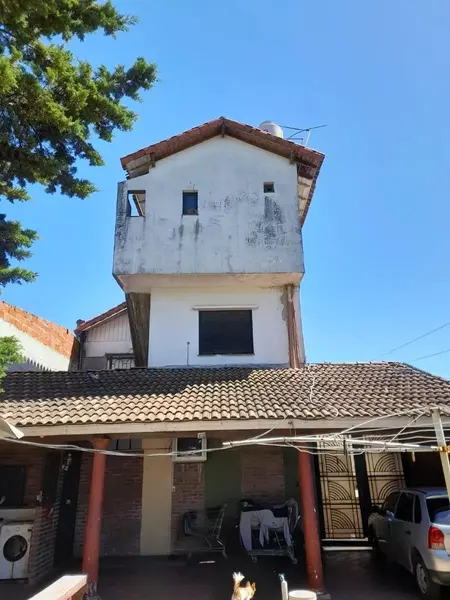Casa en venta · Caseros, Tres de Febrero, GBA Oeste, Provincia de Buenos Aires