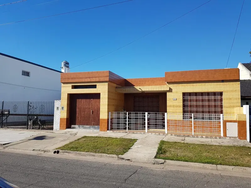 Casa en venta · Morón, GBA Oeste, Provincia de Buenos Aires