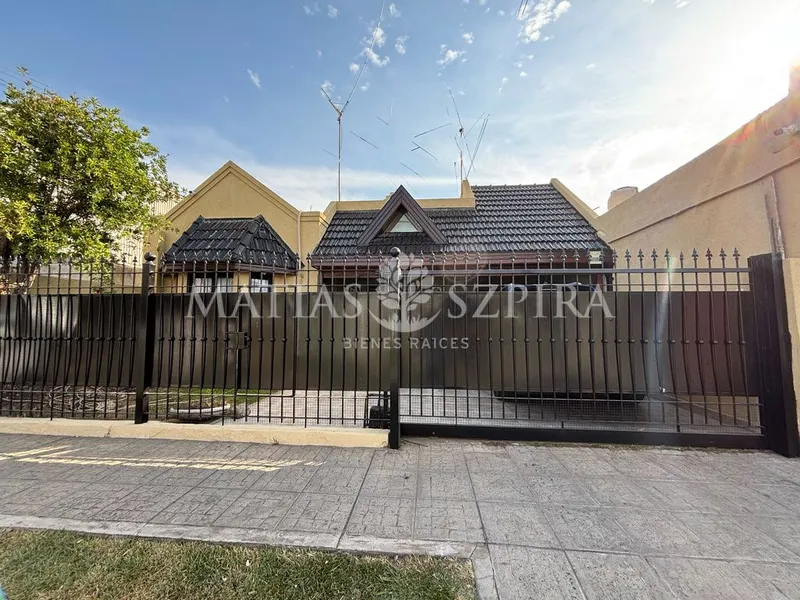 Casa en venta · Ituzaingó Norte, Ituzaingó, GBA Oeste, Provincia de Buenos Aires