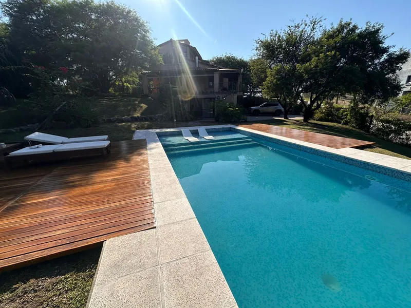 Casa en venta · Mendiolaza, Colon, Córdoba