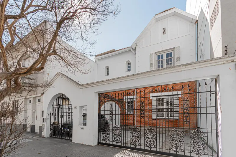 Casa en venta · Villa del Parque, CABA Casa en venta · Villa del Parque, CABA