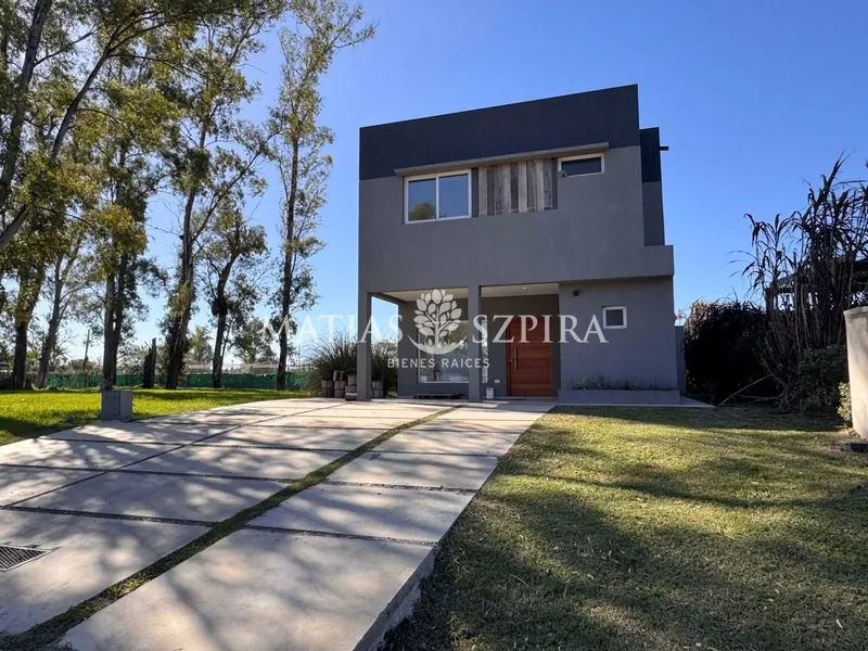 Casa en venta · Alvarez del Bosque, Moreno, GBA Oeste, Provincia de Buenos Aires