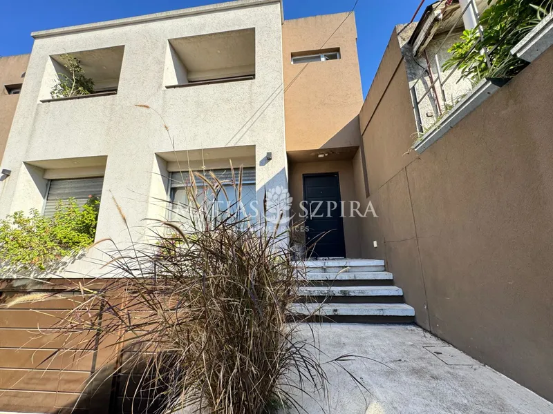 Casa en venta · Castelar, Morón, GBA Oeste, Provincia de Buenos Aires