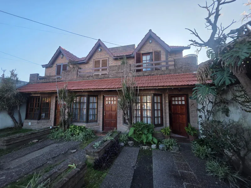 Casa en venta · Castelar, Morón, GBA Oeste, Provincia de Buenos Aires