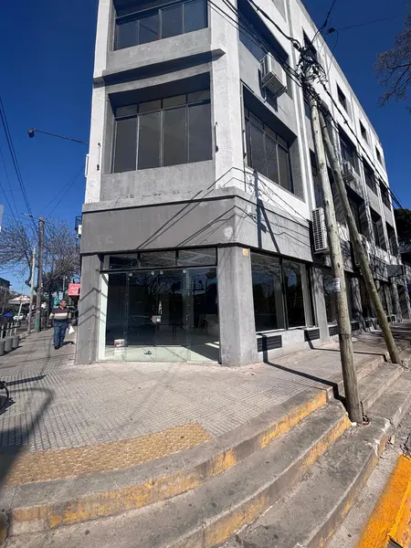 Comercio en alquiler · Hurlingham, GBA Oeste, Provincia de Buenos Aires