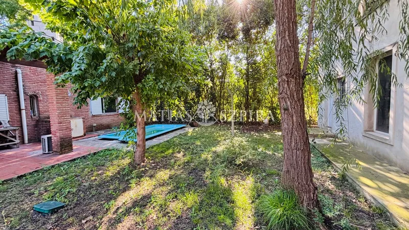 Casa en venta · Villa Gobernador Udaondo, Ituzaingó, GBA Oeste, Provincia de Buenos Aires