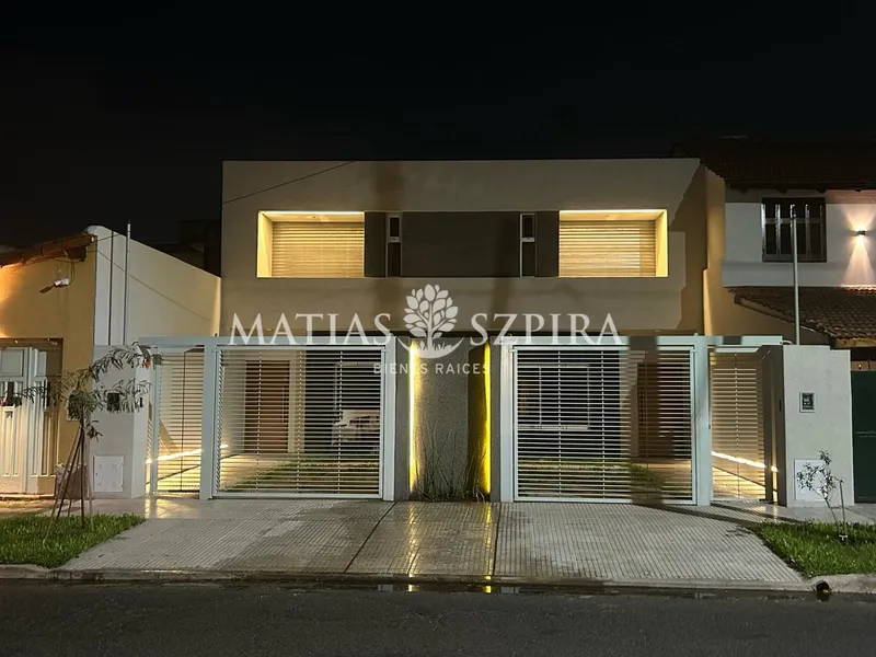 Casa en venta · Castelar Sur, Castelar, Morón, GBA Oeste, Provincia de Buenos Aires