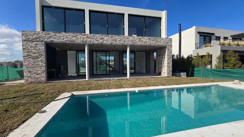 Casa en venta · Puertos del Lago - Acacias, Escobar, GBA Norte, Provincia de Buenos Aires