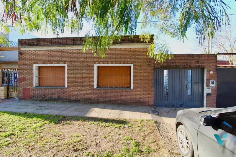 Casa en venta · Castelar, Morón, GBA Oeste, Provincia de Buenos Aires