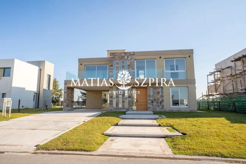 Casa en venta · Terralagos, Ezeiza, GBA Sur, Provincia de Buenos Aires