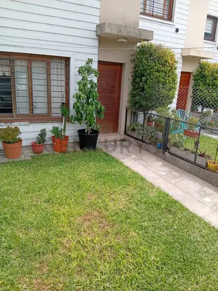 Casa en venta · Adrogué, Almirante Brown, GBA Sur, Provincia de Buenos Aires