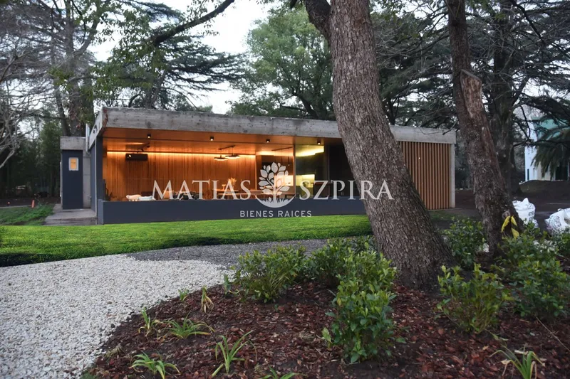 Casa en venta · Villa Gobernador Udaondo, Ituzaingó, GBA Oeste, Provincia de Buenos Aires
