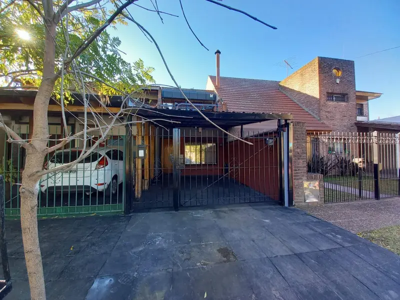 PH en venta · Castelar, Morón, GBA Oeste, Provincia de Buenos Aires