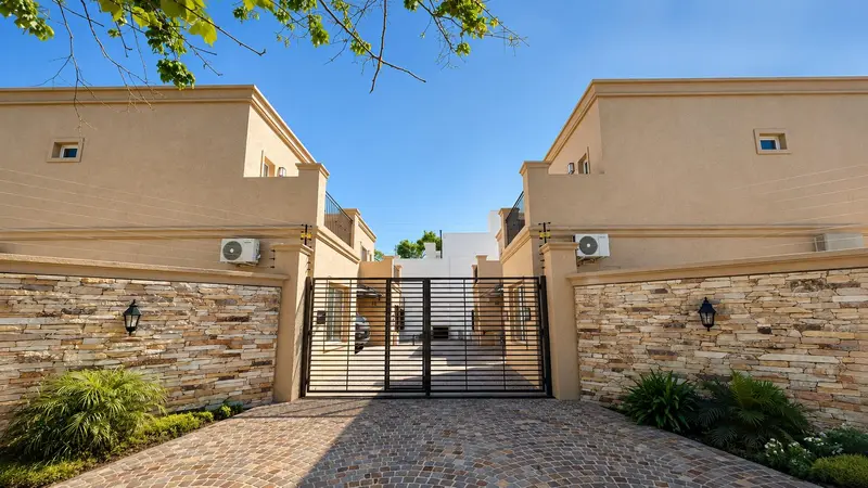 Casa en venta · Ituzaingó Norte, Ituzaingó, GBA Oeste, Provincia de Buenos Aires Casa en venta · Ituzaingó Norte, Ituzaingó, GBA Oeste, Provincia de Buenos Aires