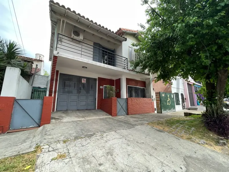 Casa en venta · Temperley, Lomas de Zamora, GBA Sur, Provincia de Buenos Aires