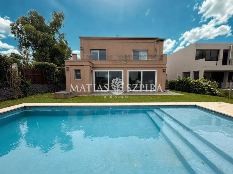 Casa en venta · Alvarez del Bosque, Moreno, GBA Oeste, Provincia de Buenos Aires