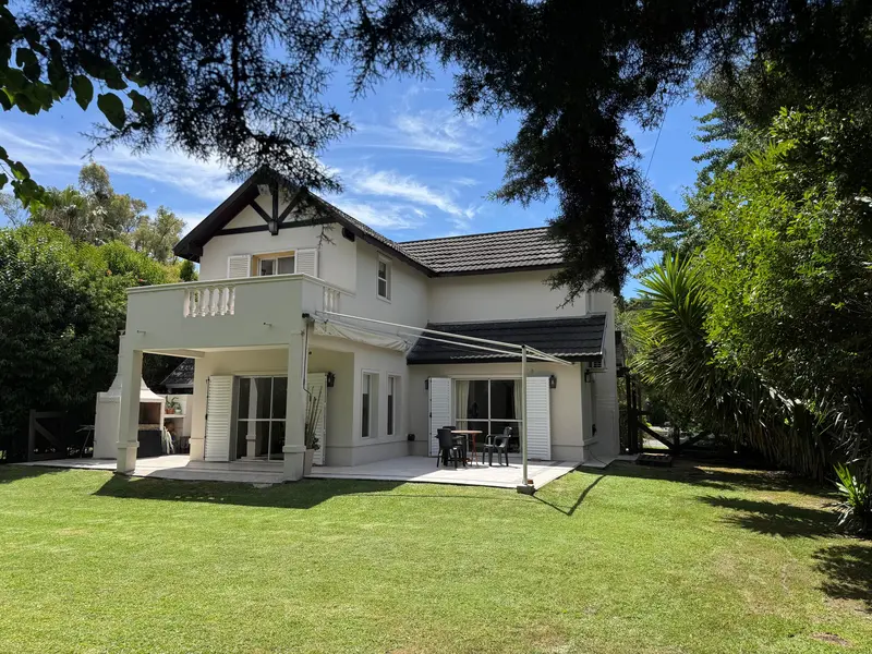 Casa en venta · Pilar, GBA Norte, Provincia de Buenos Aires Casa en venta · Pilar, GBA Norte, Provincia de Buenos Aires