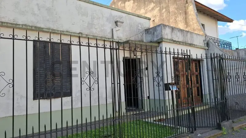 Casa en venta · Temperley, Lomas de Zamora, GBA Sur, Provincia de Buenos Aires