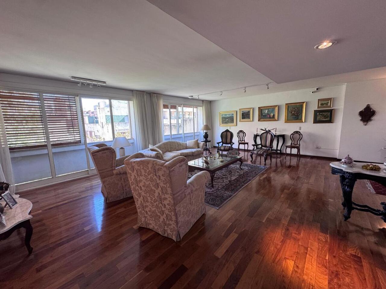 VENTA DEPTO NVA. CBA., CALLE BS. AS. 800. 3 DORM, 2 COCHERAS - APTO CREDITO 