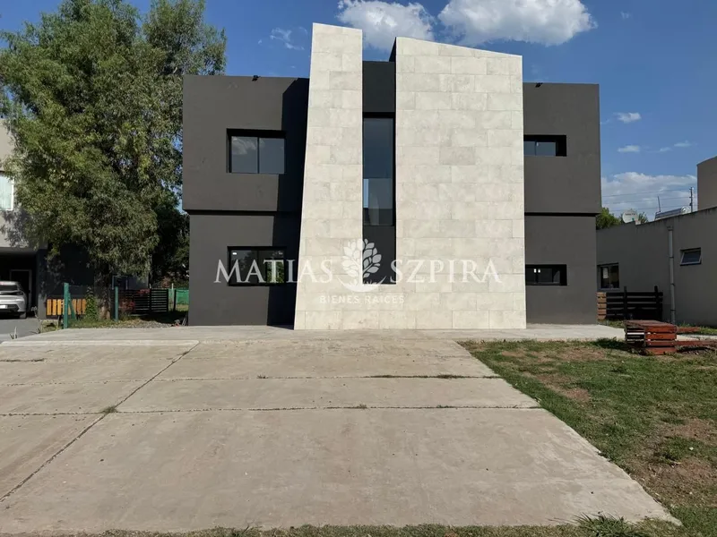 Casa en venta · Alvarez del Bosque, Moreno, GBA Oeste, Provincia de Buenos Aires