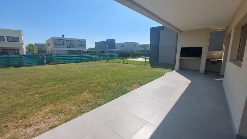 Casa en alquiler · Puertos Araucarias, Escobar, GBA Norte, Provincia de Buenos Aires