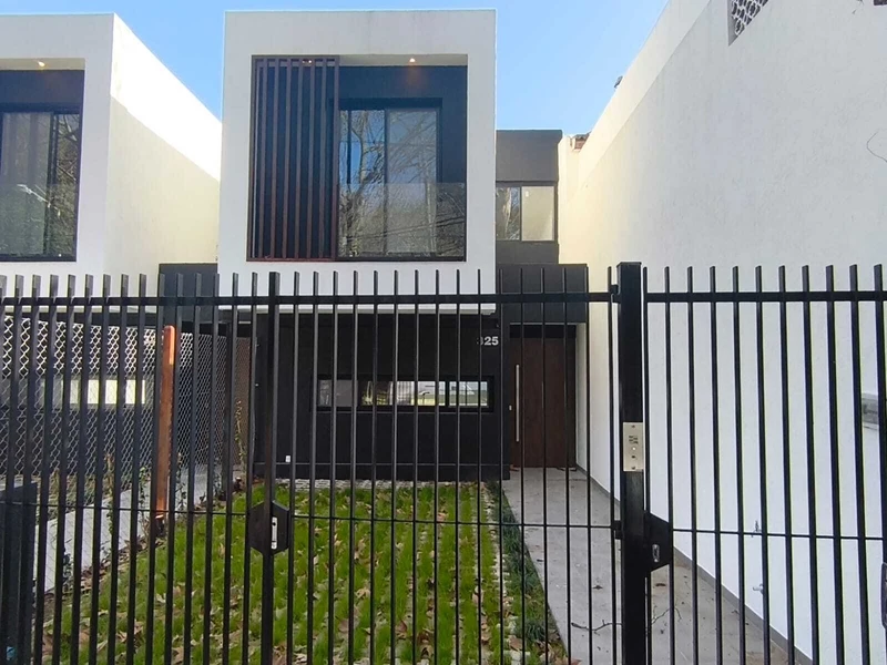 Casa en venta · San Fernando, GBA Norte, Provincia de Buenos Aires Casa en venta · San Fernando, GBA Norte, Provincia de Buenos Aires