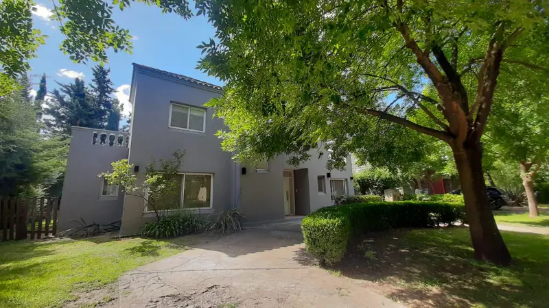 Casa en venta · Santa María de los Olivos, Malvinas Argentinas, GBA Norte, Provincia de Buenos Aires