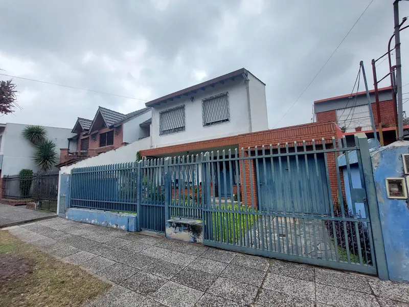 Casa en venta · Villa Luzuriaga, La Matanza, GBA Oeste, Provincia de Buenos Aires