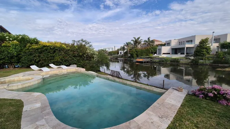 Casa en venta · El Golf, Nordelta, Tigre, GBA Norte, Provincia de Buenos Aires Casa en venta · El Golf, Nordelta, Tigre, GBA Norte, Provincia de Buenos Aires