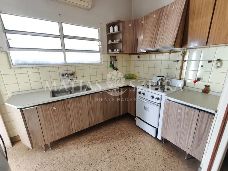 Casa en venta · Castelar Sur, Castelar, Morón, GBA Oeste, Provincia de Buenos Aires