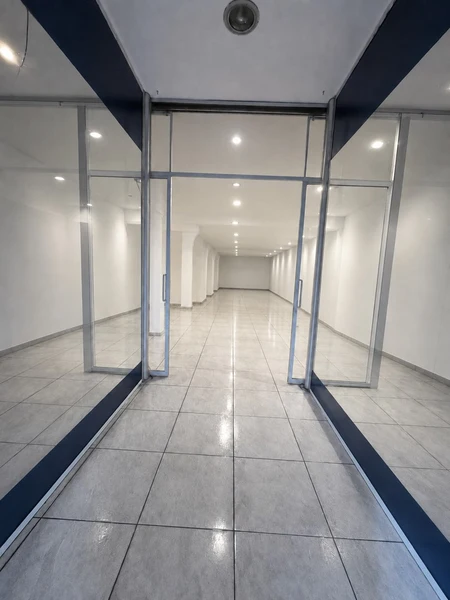 Comercio en alquiler · Monserrat, CABA