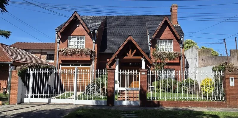 Casa en venta · El Palomar, Morón, GBA Oeste, Provincia de Buenos Aires