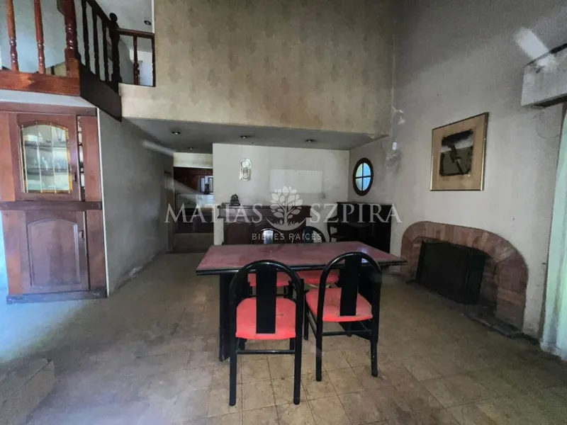Casa en venta · Castelar, Morón, GBA Oeste, Provincia de Buenos Aires