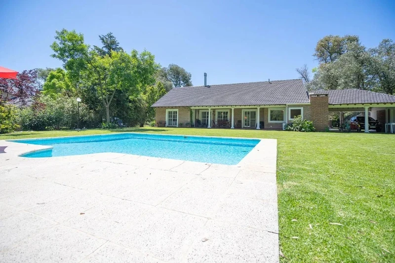 Casa en venta · Luján, GBA Oeste, Provincia de Buenos Aires
