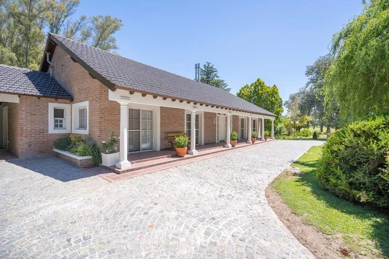 Casa en venta · Luján, GBA Oeste, Provincia de Buenos Aires