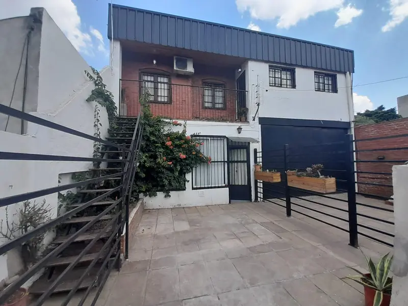 Casa en venta · Villa Santos Tesei, Hurlingham, GBA Oeste, Provincia de Buenos Aires