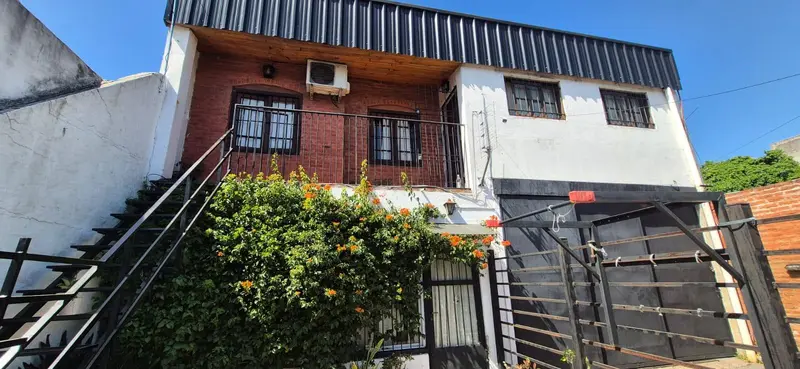 Casa en venta · Villa Santos Tesei, Hurlingham, GBA Oeste, Provincia de Buenos Aires