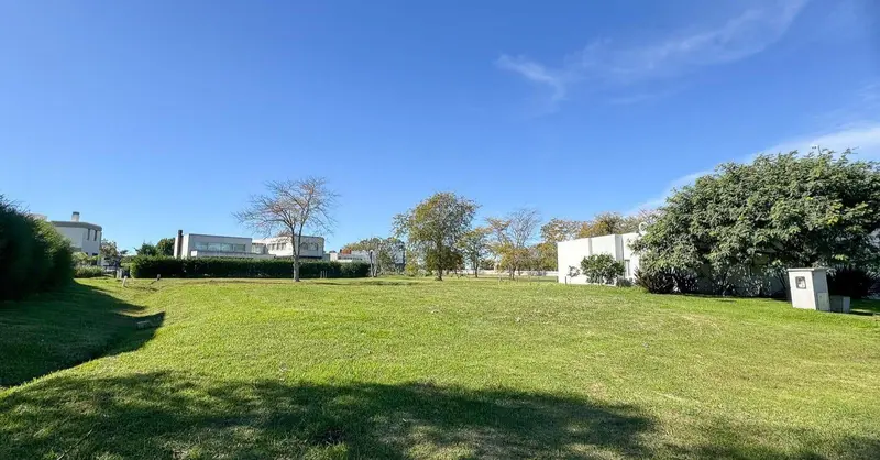 Terreno en venta · Guillermo E Hudson, Berazategui, GBA Sur, Provincia de Buenos Aires