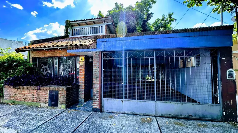 Casa en venta · Castelar, Morón, GBA Oeste, Provincia de Buenos Aires