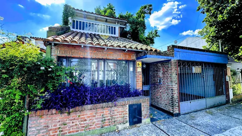 Casa en venta · Castelar, Morón, GBA Oeste, Provincia de Buenos Aires