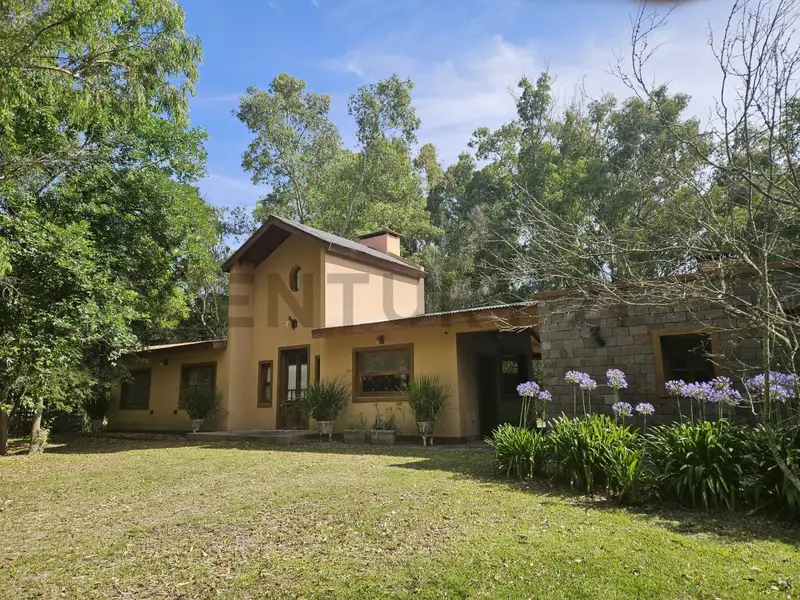 Casa en venta · Barrio Los Bosquecitos, Brandsen, Interior de Buenos Aires, Provincia de Buenos Aires