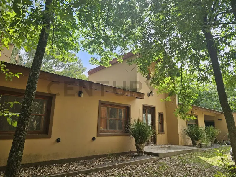 Casa en venta · Barrio Los Bosquecitos, Brandsen, Interior de Buenos Aires, Provincia de Buenos Aires