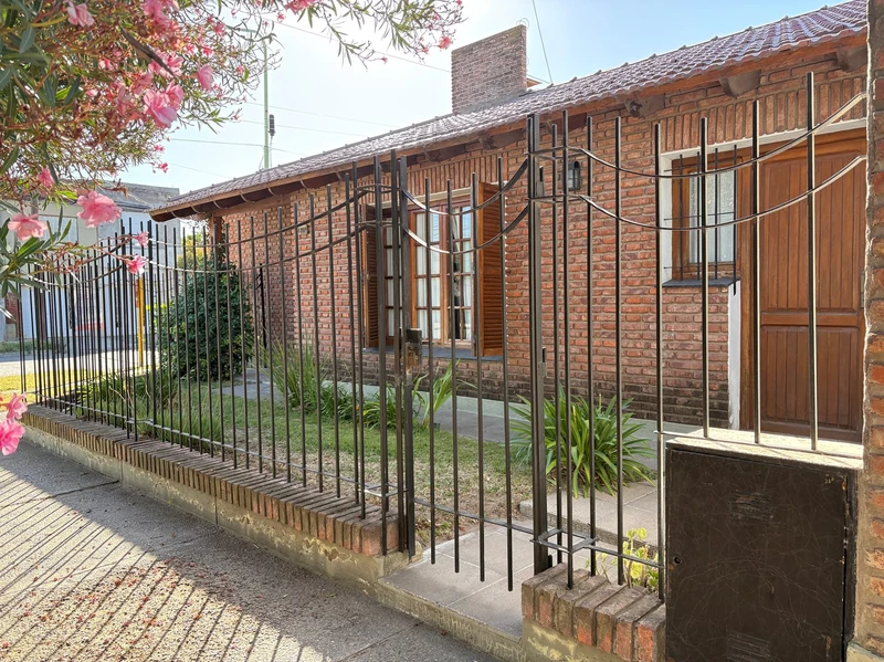 Casa en venta · Bahía Blanca, Bahía Blanca, Interior de Buenos Aires, Provincia de Buenos Aires