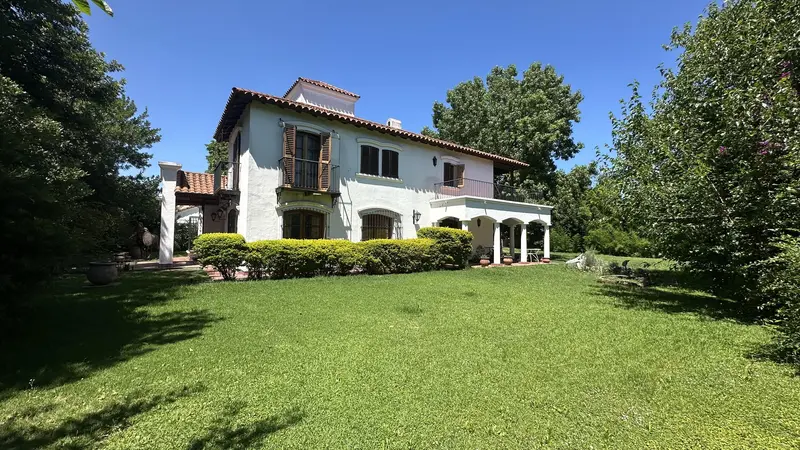 Casa en venta · Castelar, Morón, GBA Oeste, Provincia de Buenos Aires