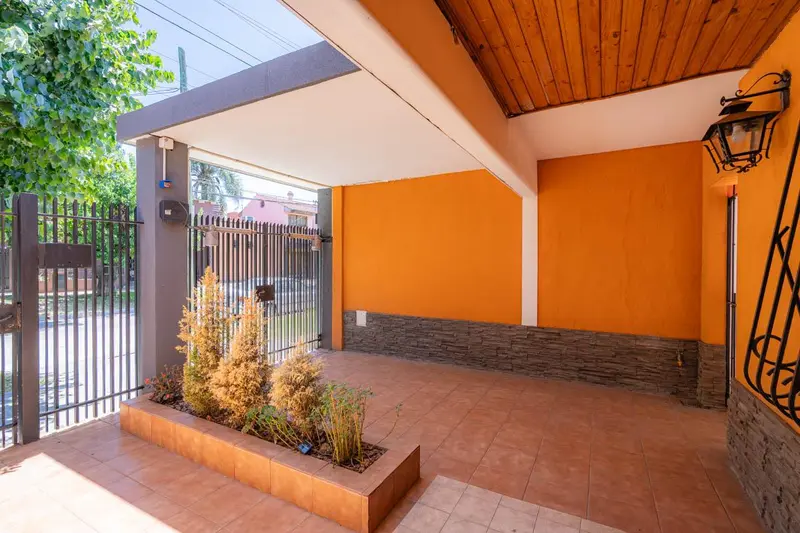Casa en venta · Villa Luzuriaga, La Matanza, GBA Oeste, Provincia de Buenos Aires