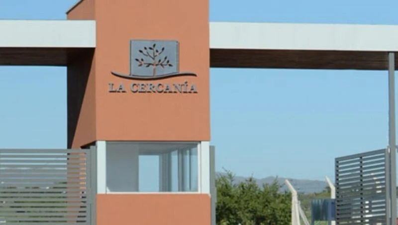 la-cercania-3-medium-size.jpg