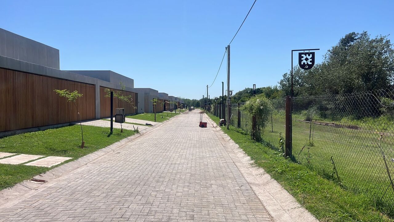 Casas en Venta en Casoria | Villa Allende Golf | Seguridad | Una Planta | 3 dormitorios - foto 2