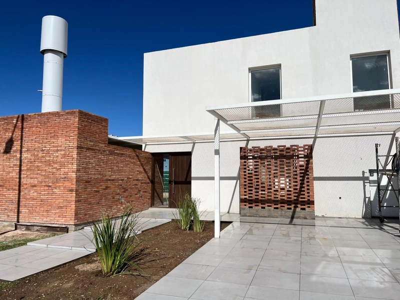 Casa en venta · Prados de Manantiales, Córdoba Capital, Córdoba Casa en venta · Prados de Manantiales, Córdoba Capital, Córdoba